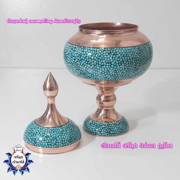 شکلات‌خوری (قندان پایه‌دار) فیروزه‌کوبی سایز ۳۰ سانتی‌متر؛ تلفیق شکوه و هنر اصیل ایرانی