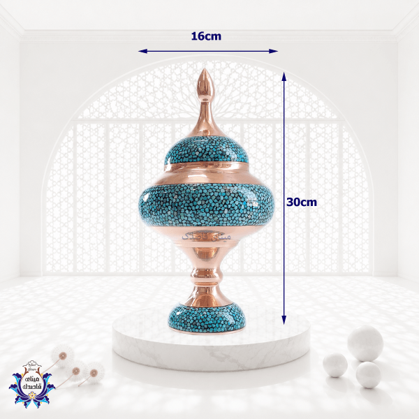 شکلات‌خوری فیروزه‌کوبی ۳۰ سانتی‌متری؛ تلفیق هنر فیروزه و فلز در یک اثر ماندگار
