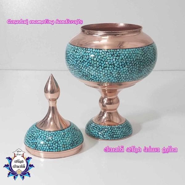 شکلات‌خوری (قندان پایه‌دار) فیروزه‌کوبی سایز ۳۰ سانتی‌متر؛ تلفیق شکوه و هنر اصیل ایرانی